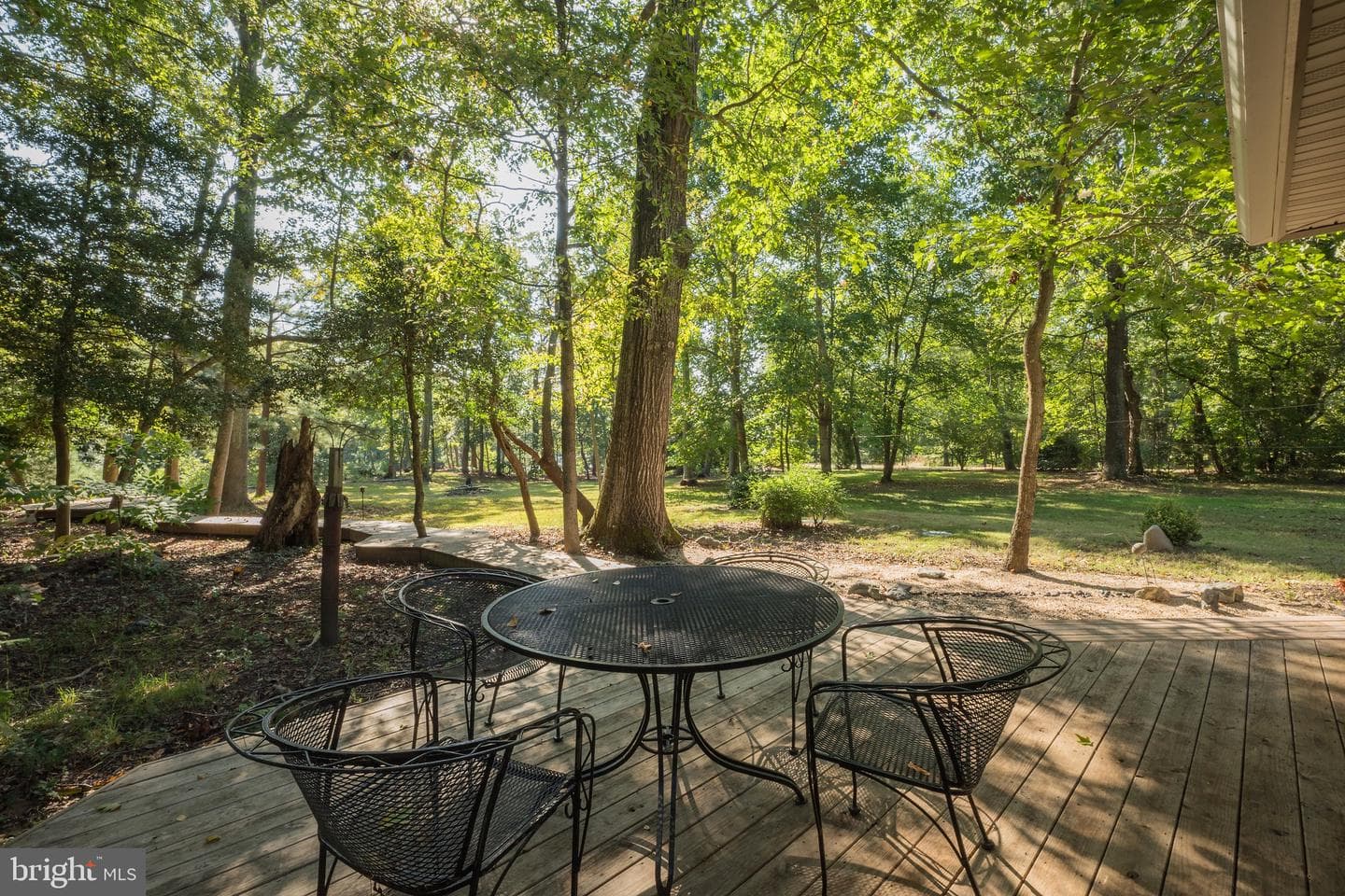 409 Whittaker Lane photo 33