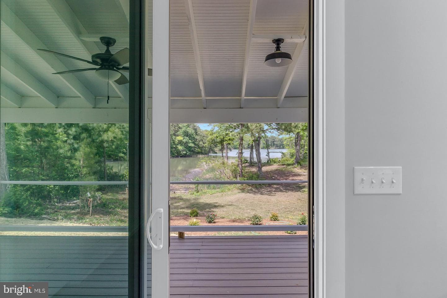 521 Taylor's Beach Road photo 17