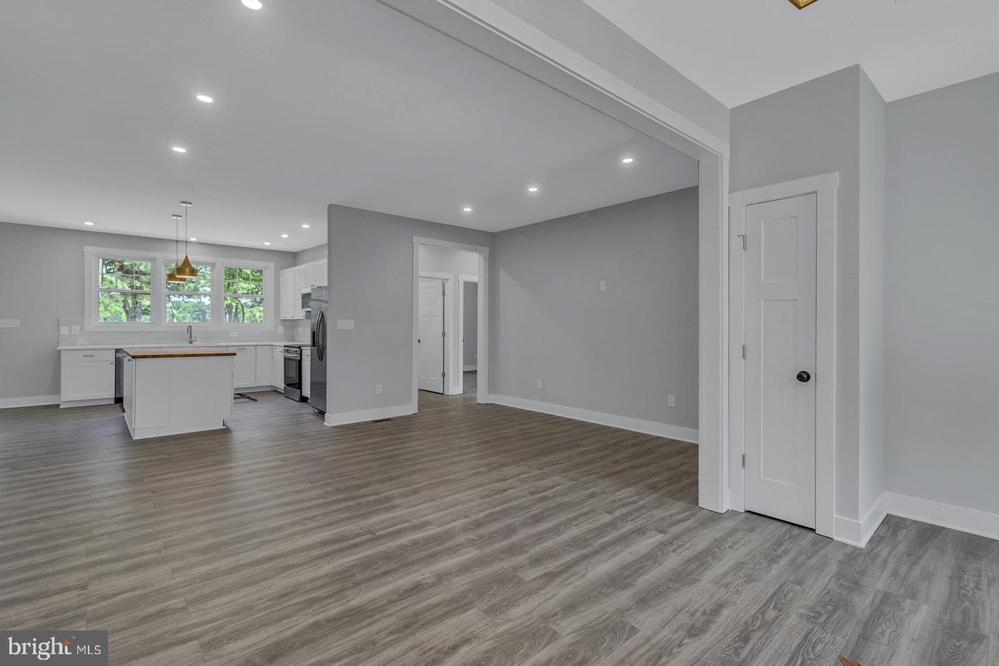 521 Taylor's Beach Road photo 19