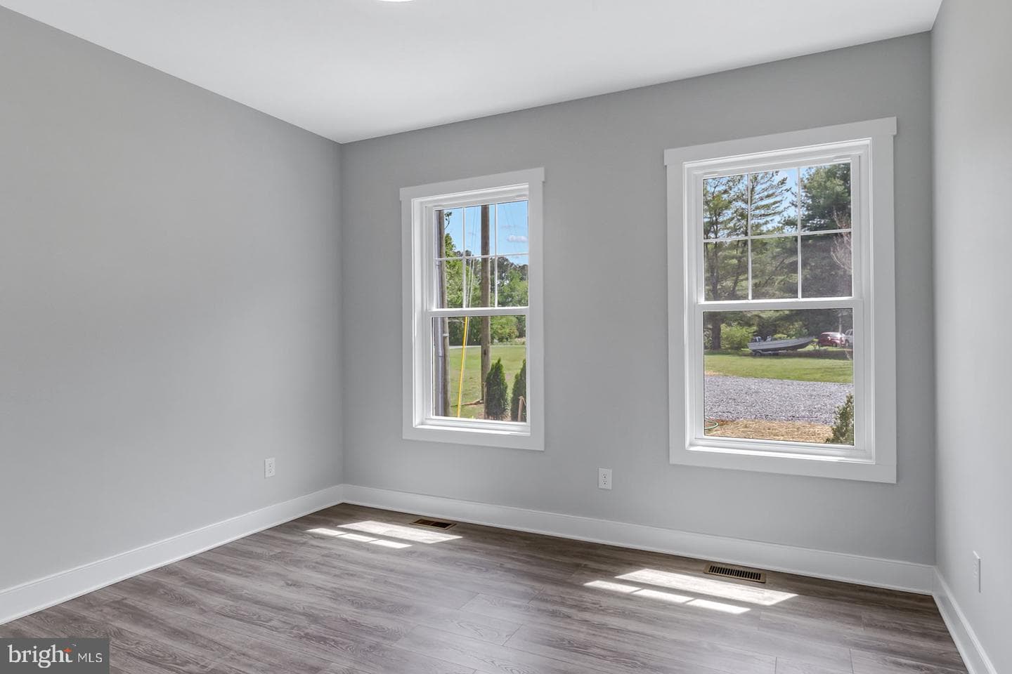 521 Taylor's Beach Road photo 26