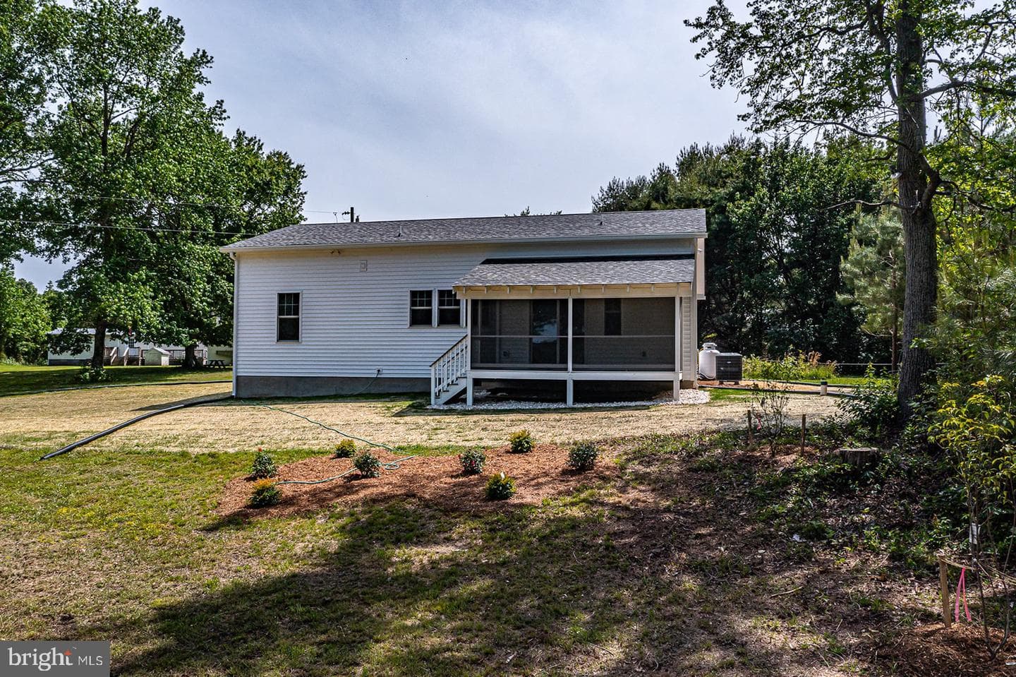 521 Taylor's Beach Road photo 46