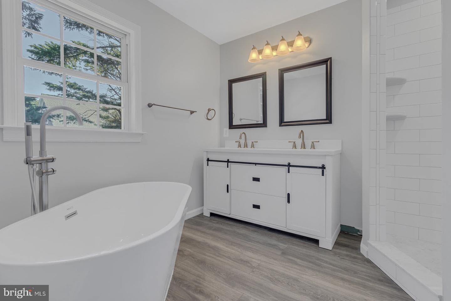 532 Twin Harbor Road photo 18