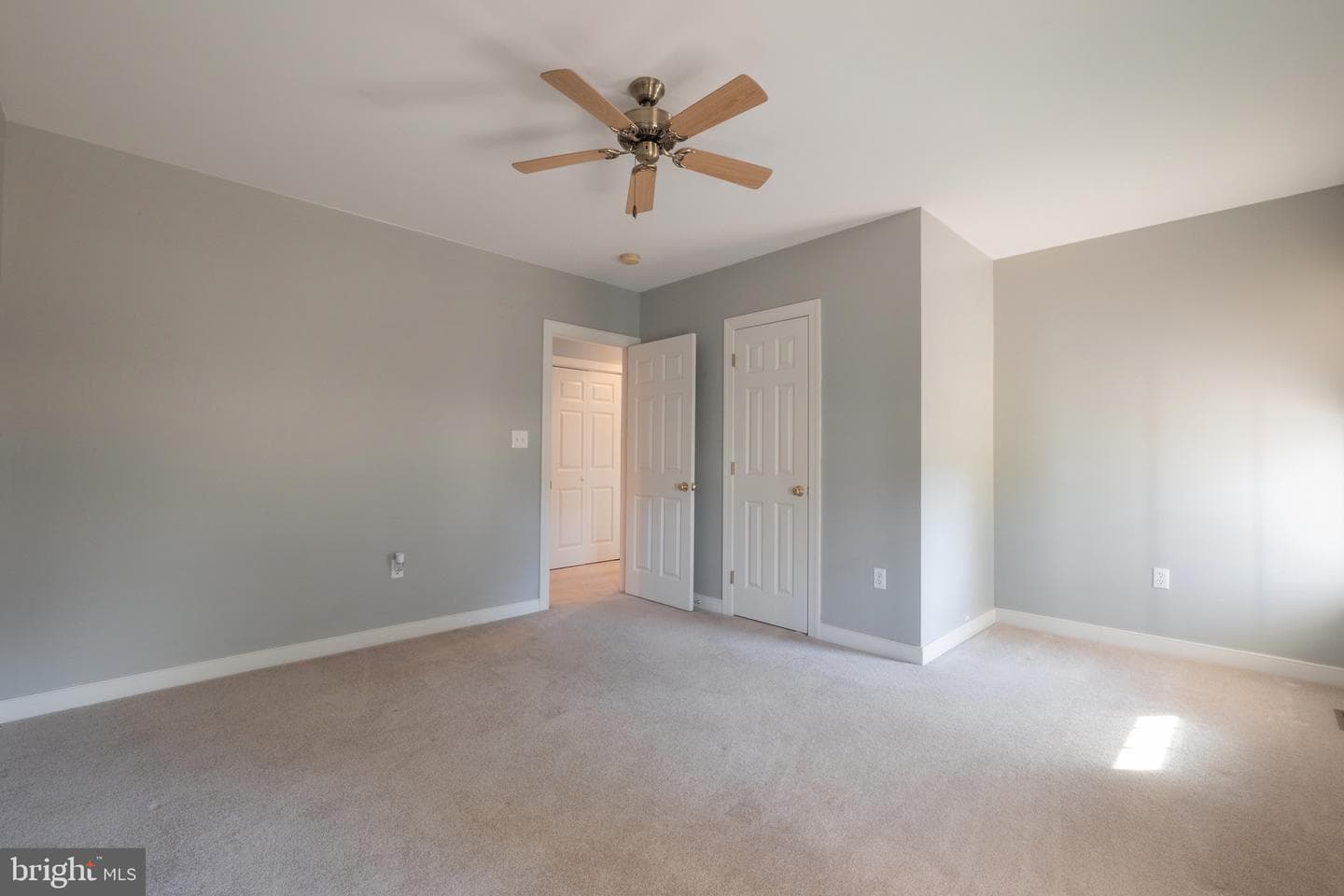 162 Hall Farm Drive photo 28