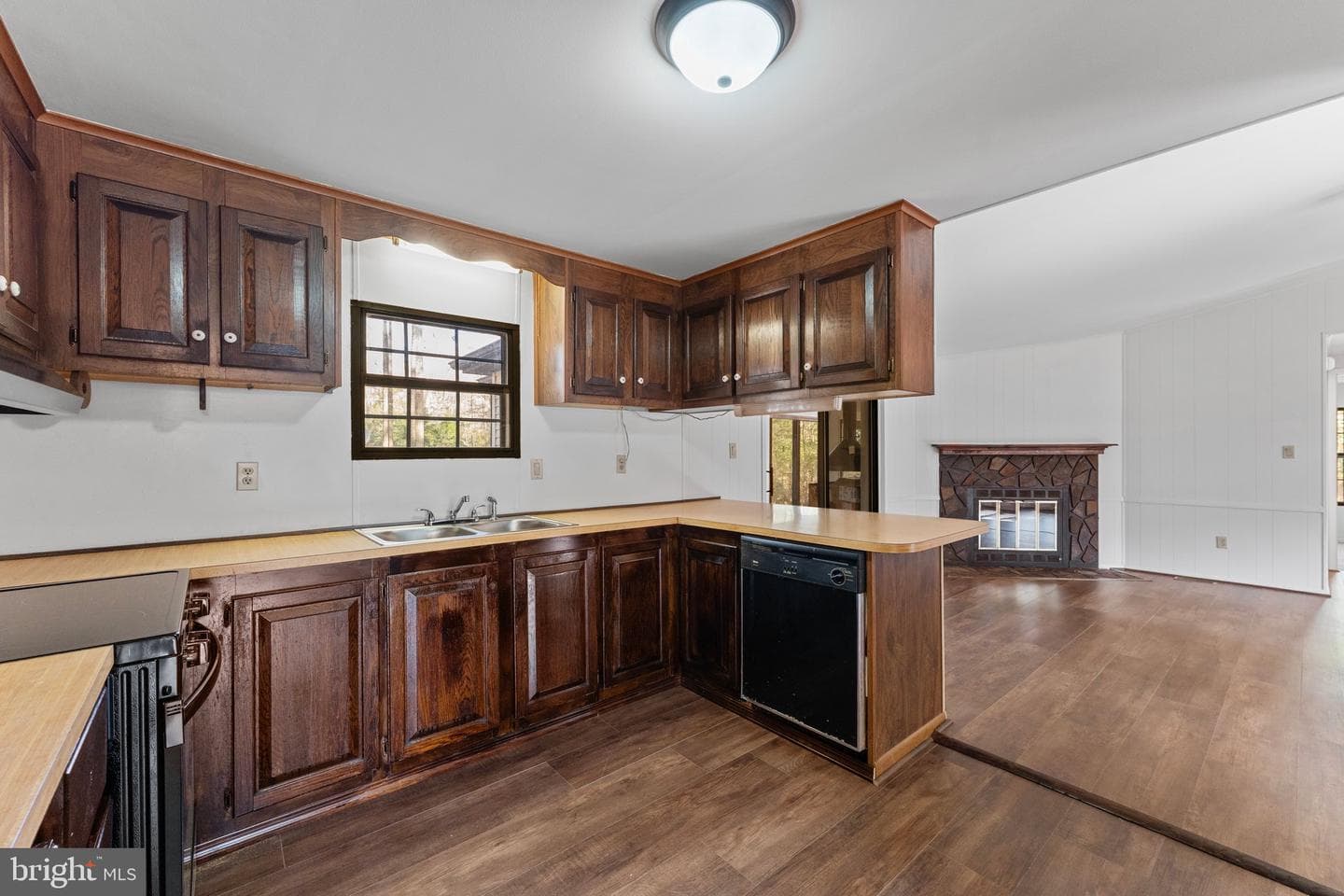 1221 Mundy Point Road photo 17
