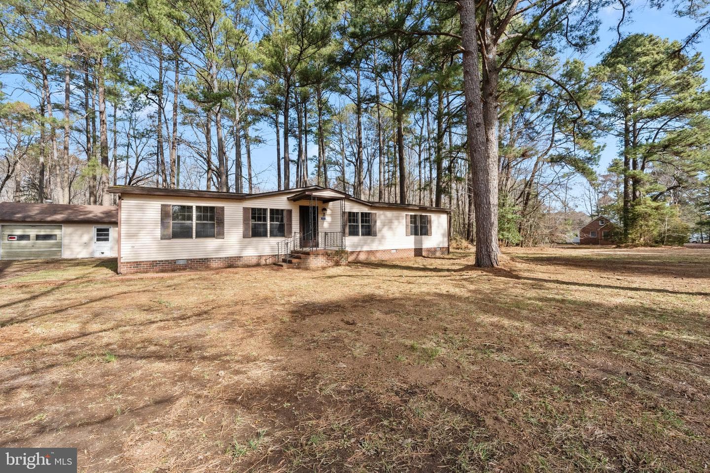 1221 Mundy Point Road photo 3