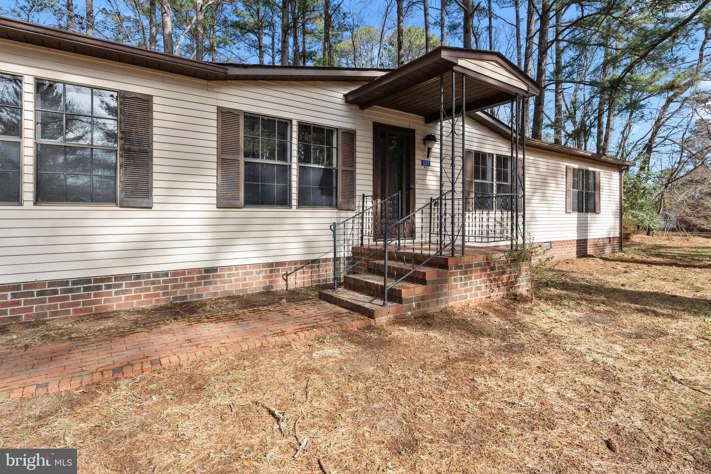 1221 Mundy Point Road photo 6