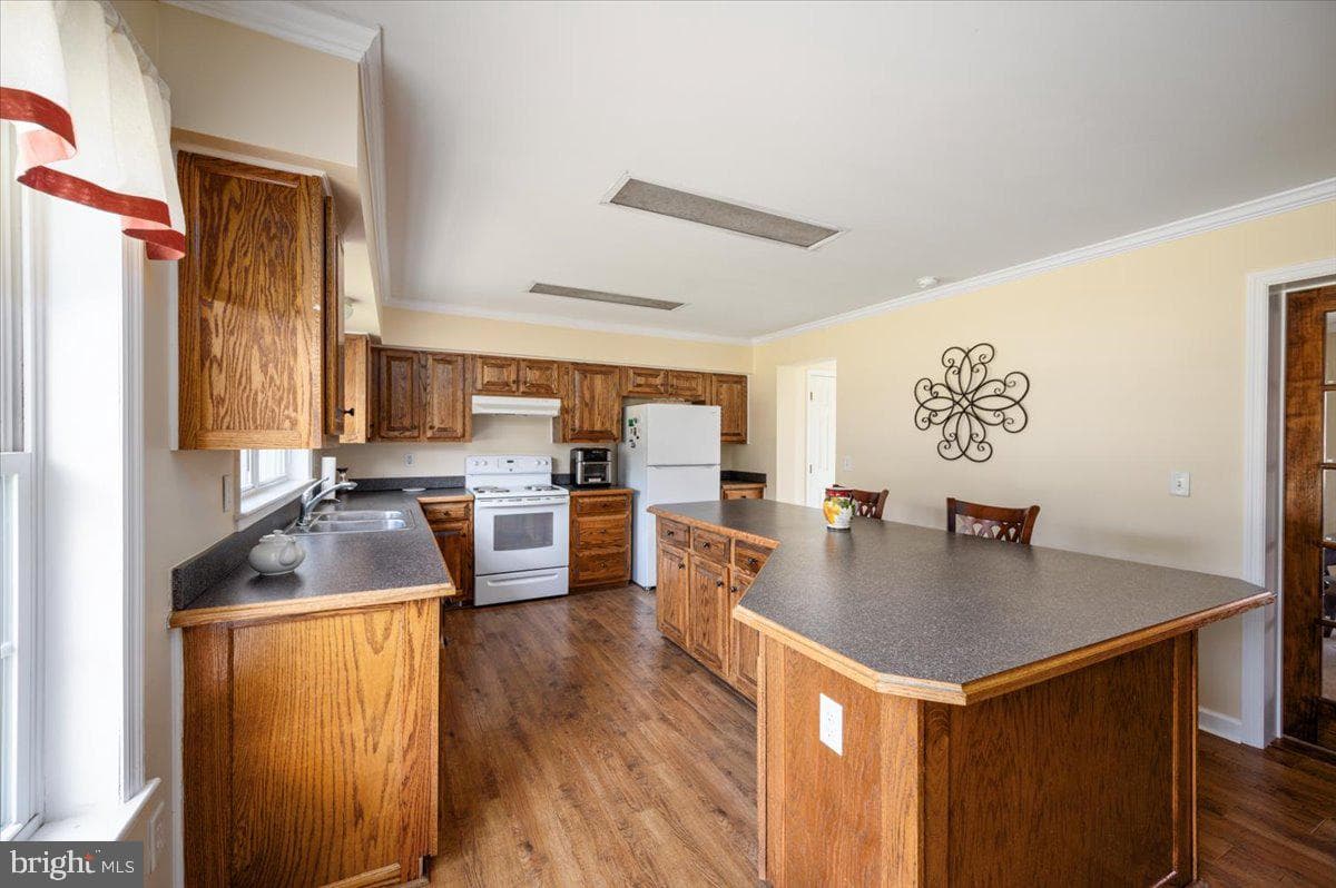 321 Walnut Point Road photo 16