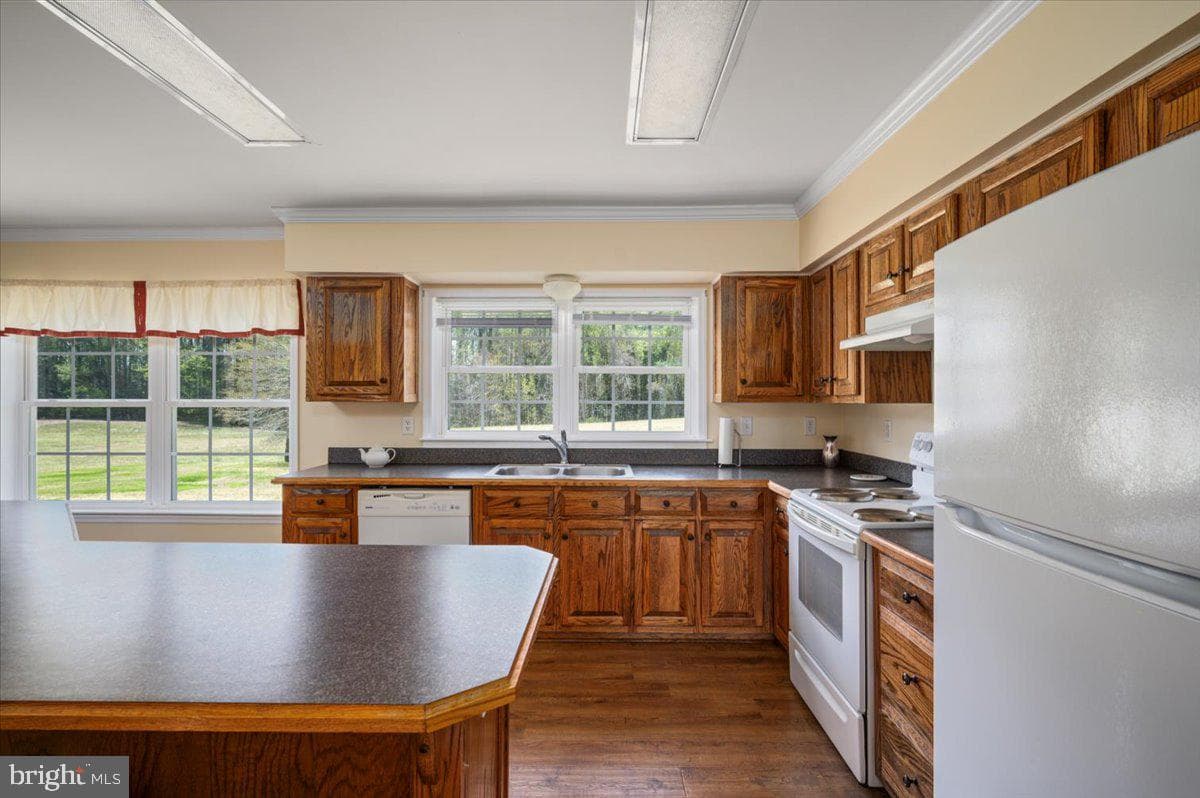 321 Walnut Point Road photo 18