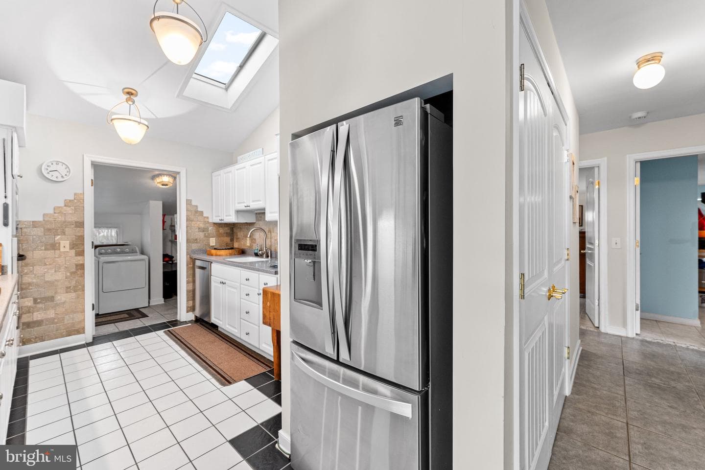 1072 Glebe View Lane photo 23