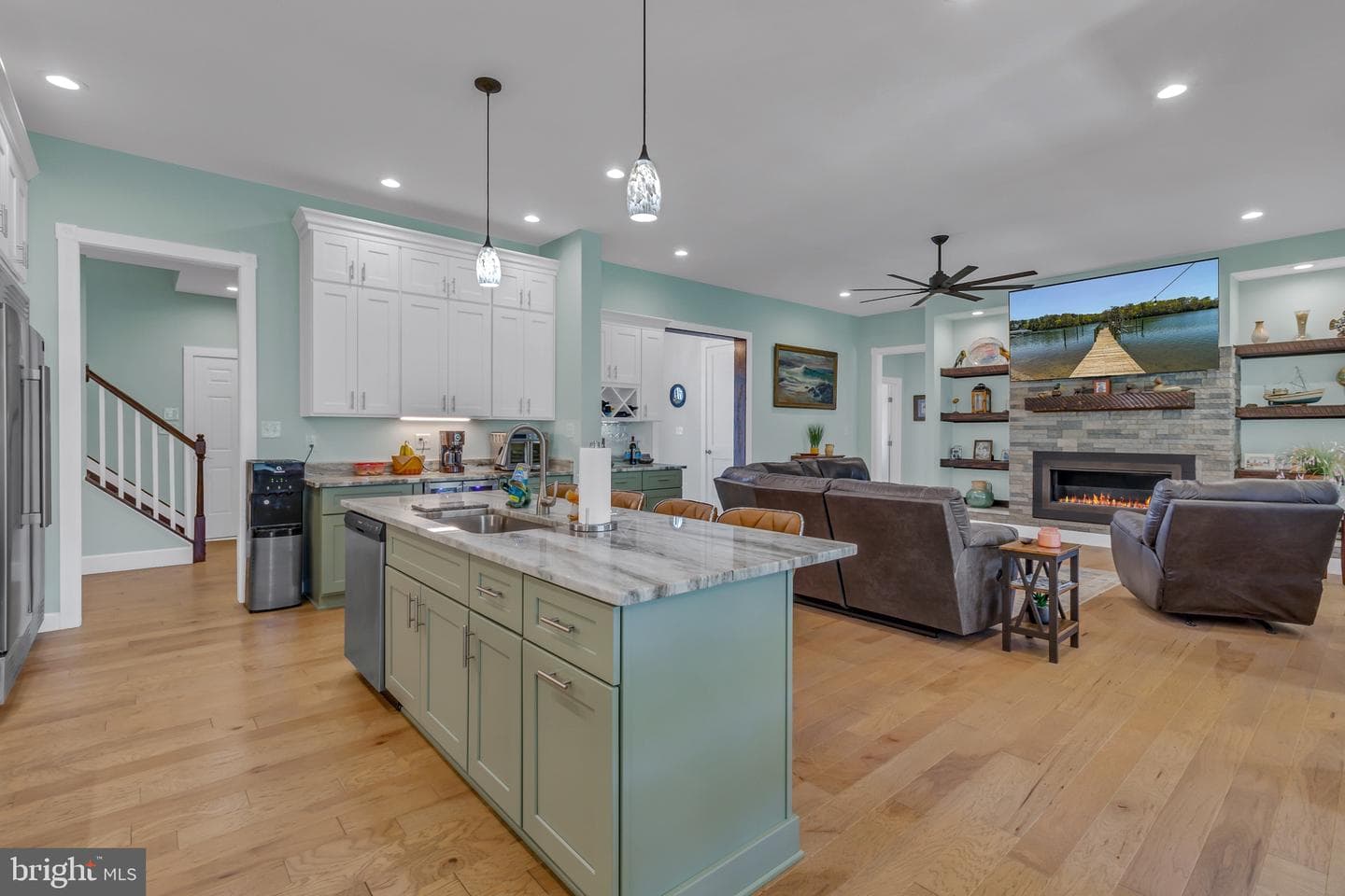 193 Hall Farm Drive photo 13