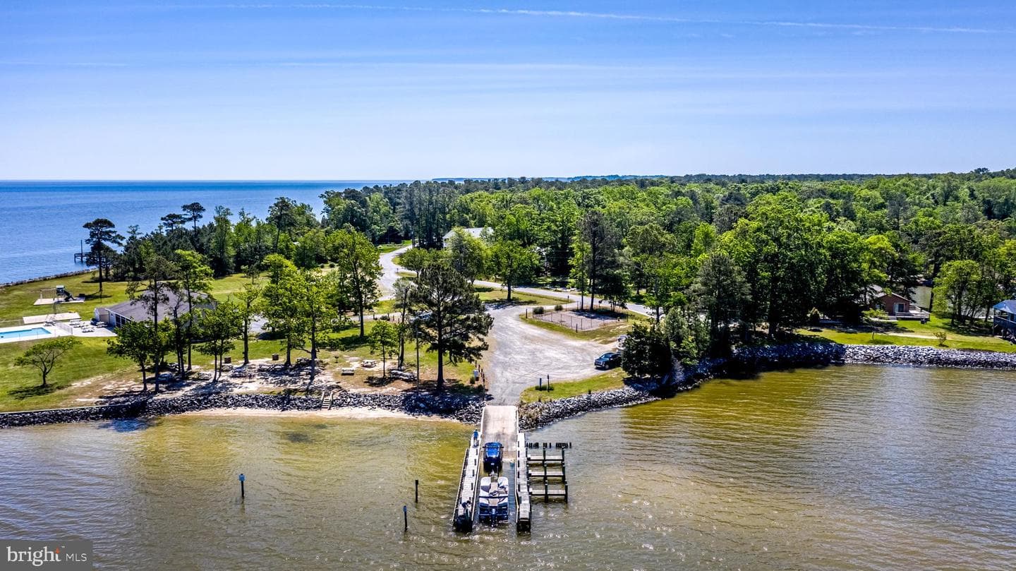 136 Coral Drive photo 84