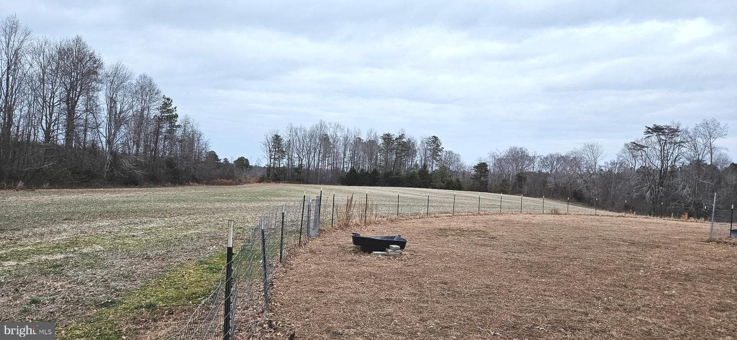 2033 Courthouse Road photo 41