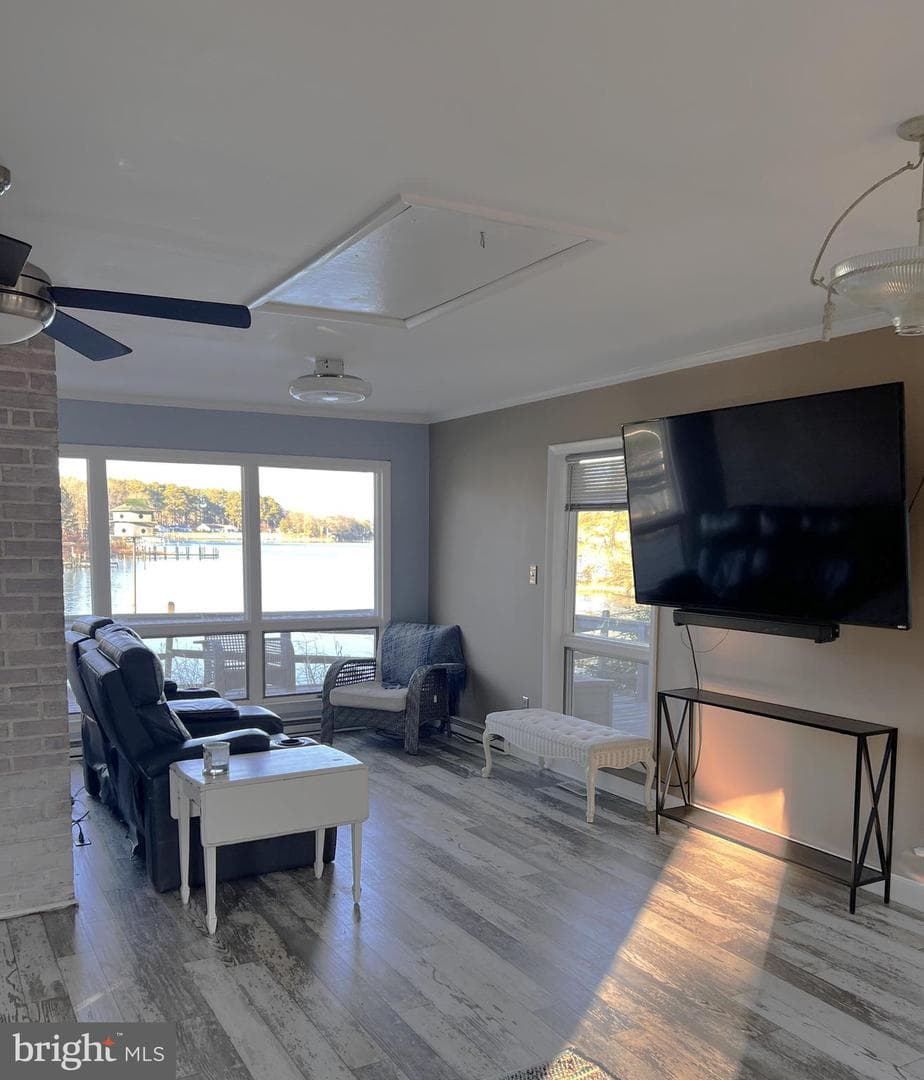152 Swann Court photo 12