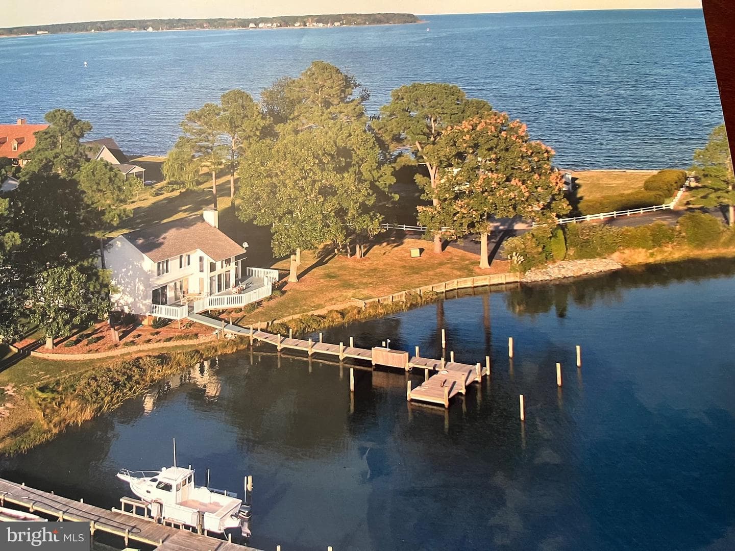 650 Skipjack Drive photo 4