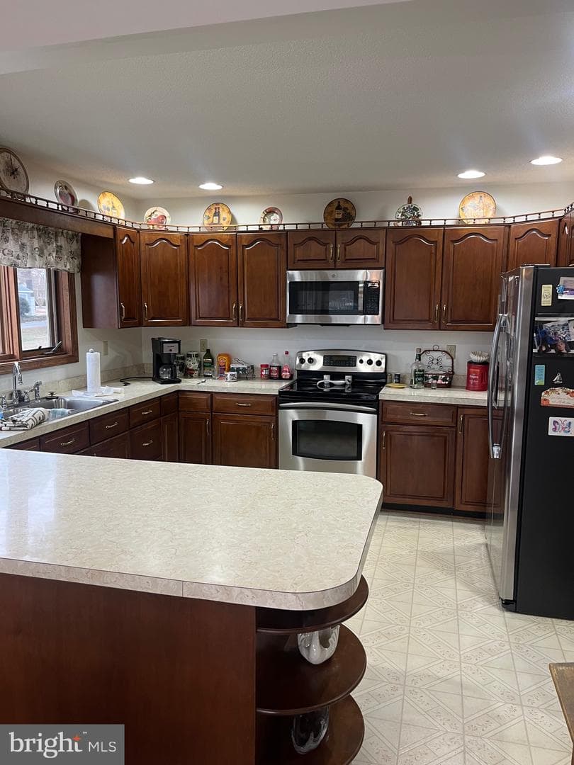 650 Skipjack Drive photo 5