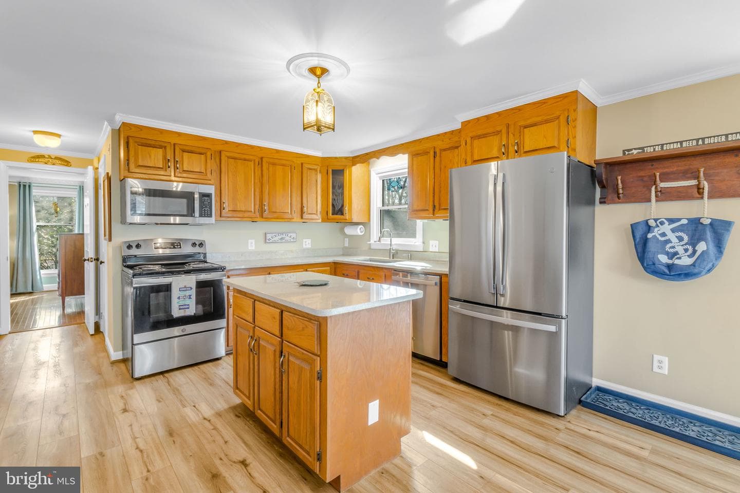 166 Nottingham Drive photo 8
