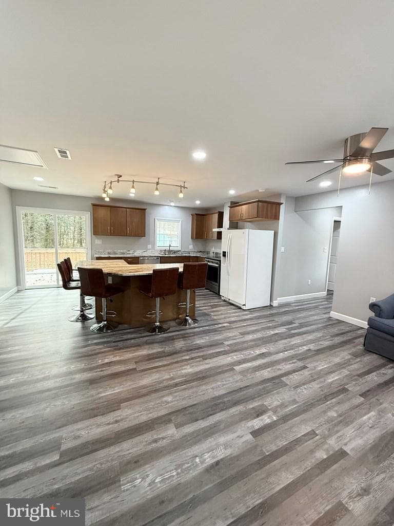 248 Berkshire Drive photo 3