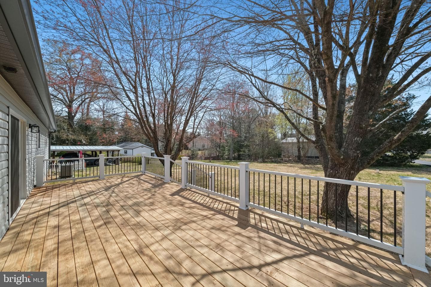 646 Sandy Point Road photo 3