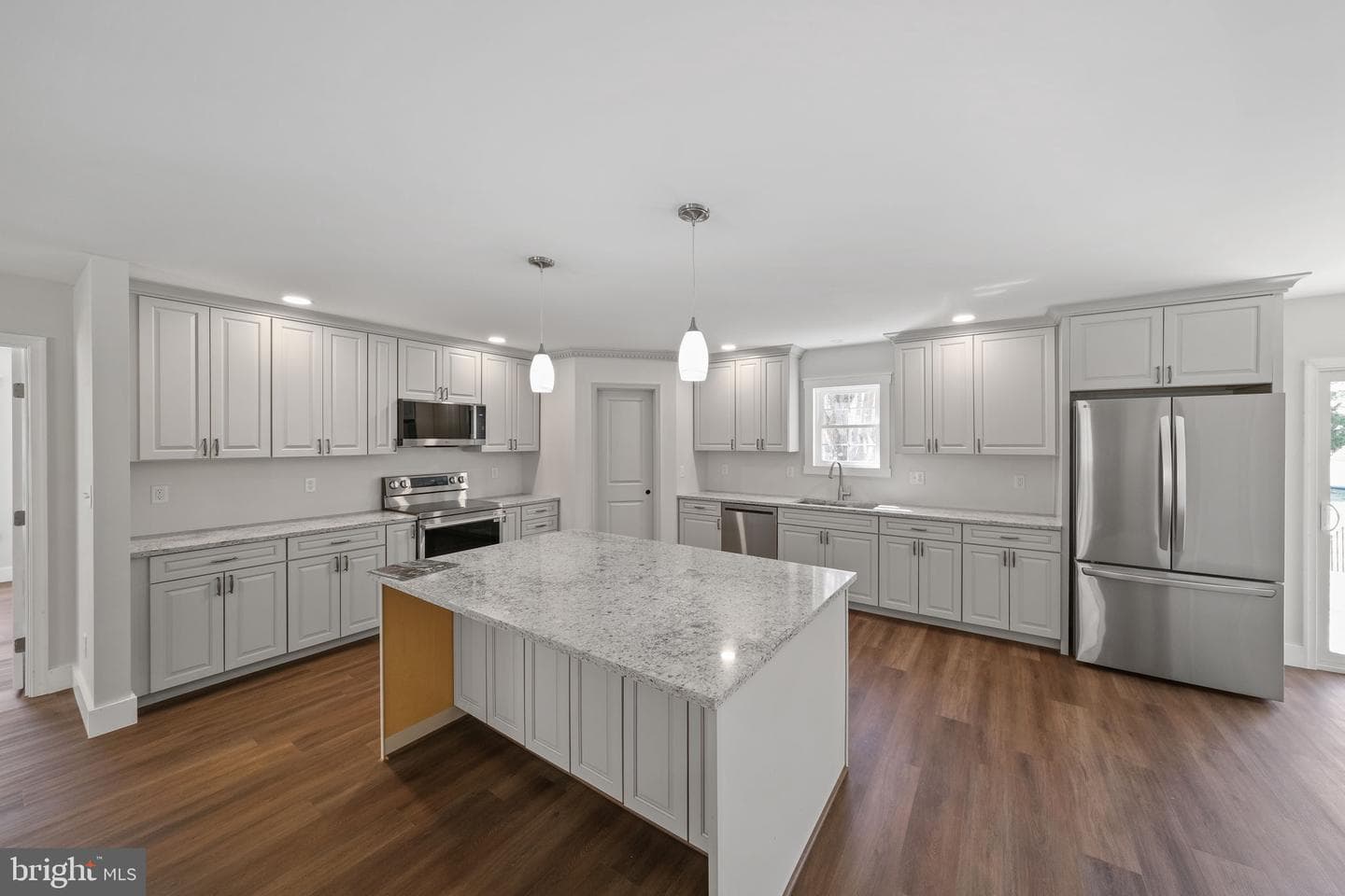 646 Sandy Point Road photo 35