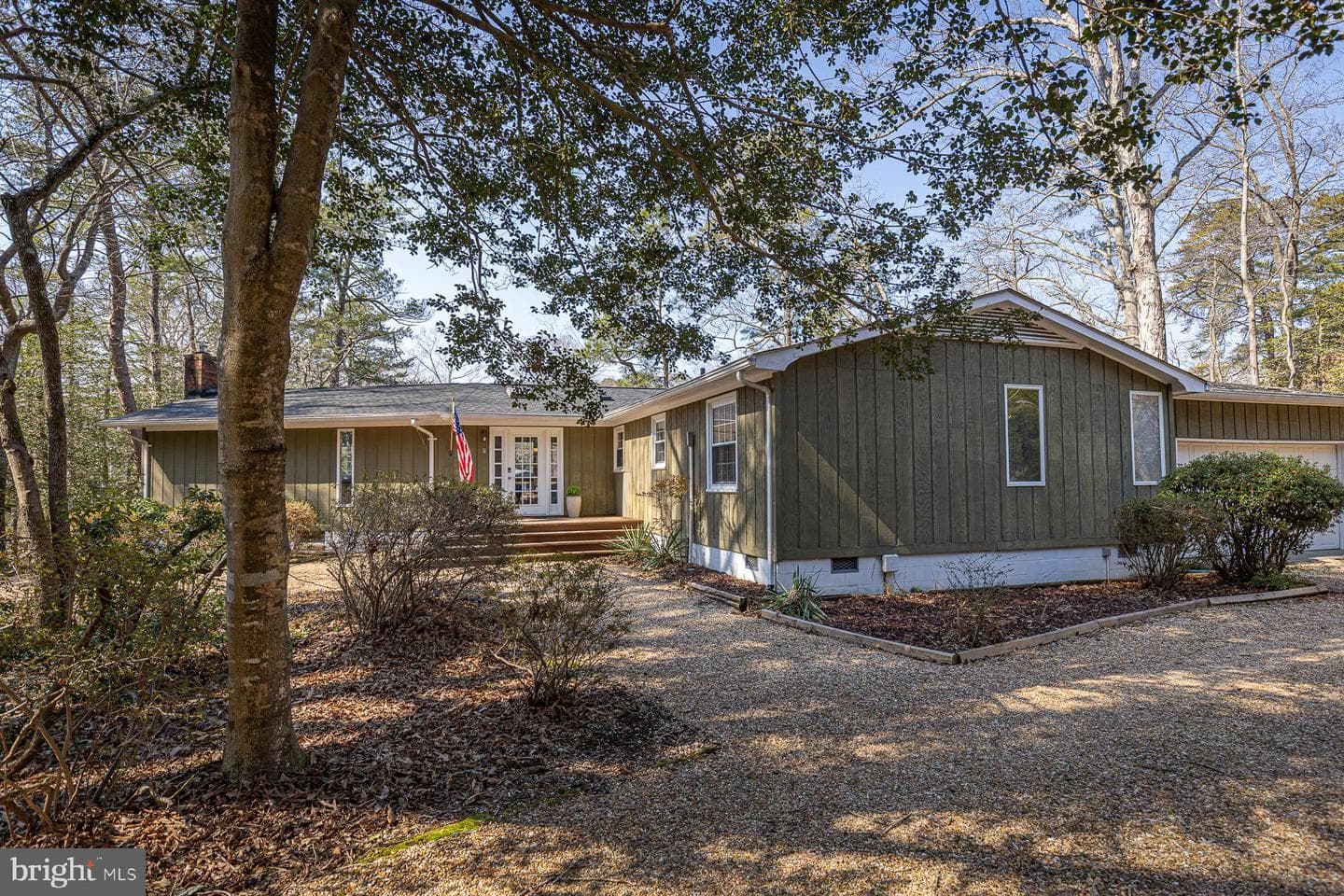 57 Swann Court photo 36