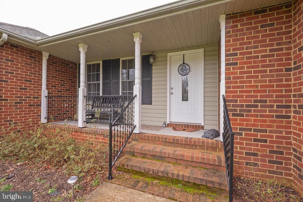 203 Blundons Road photo 2
