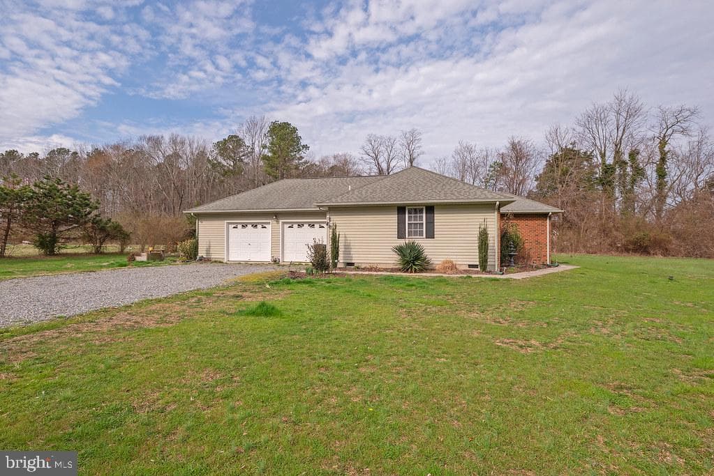 203 Blundons Road photo 39