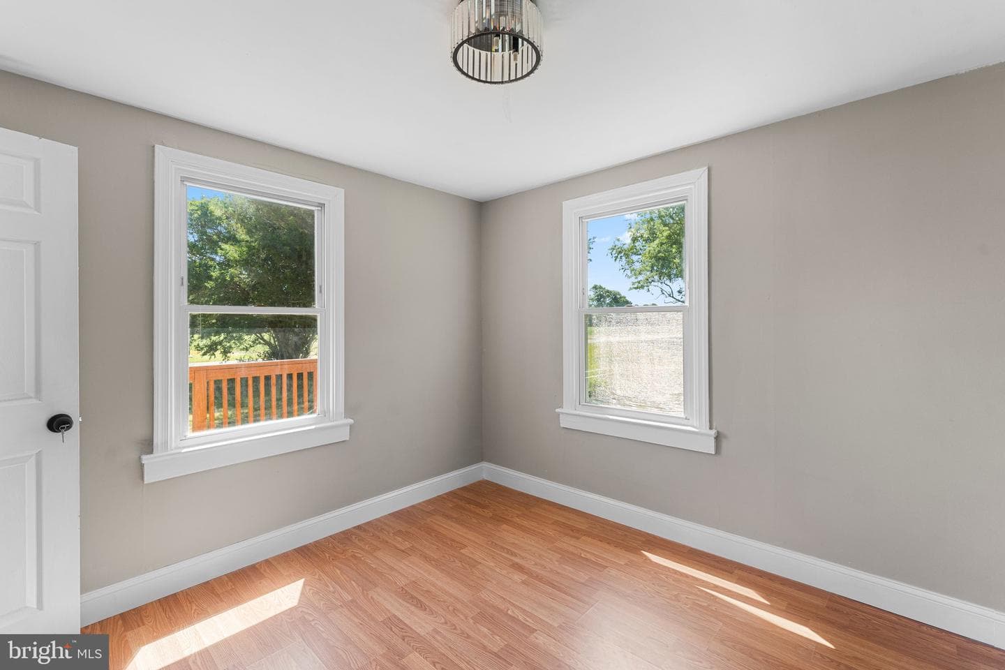 2302 Lighthouse View Drive photo 9