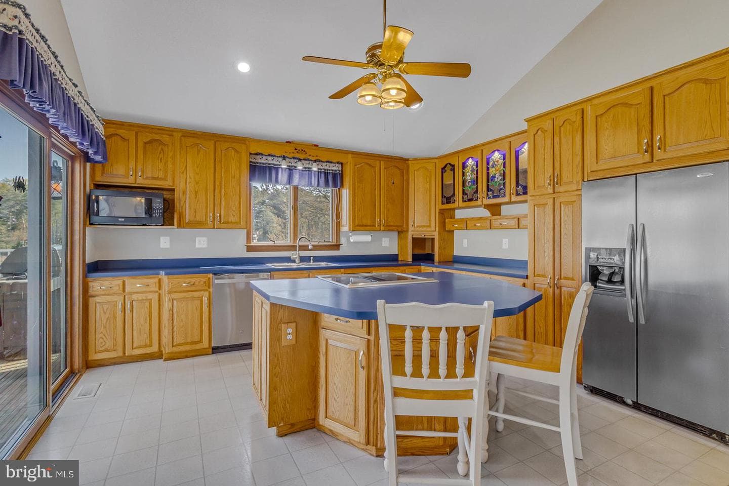 150 East Harbor Drive photo 15
