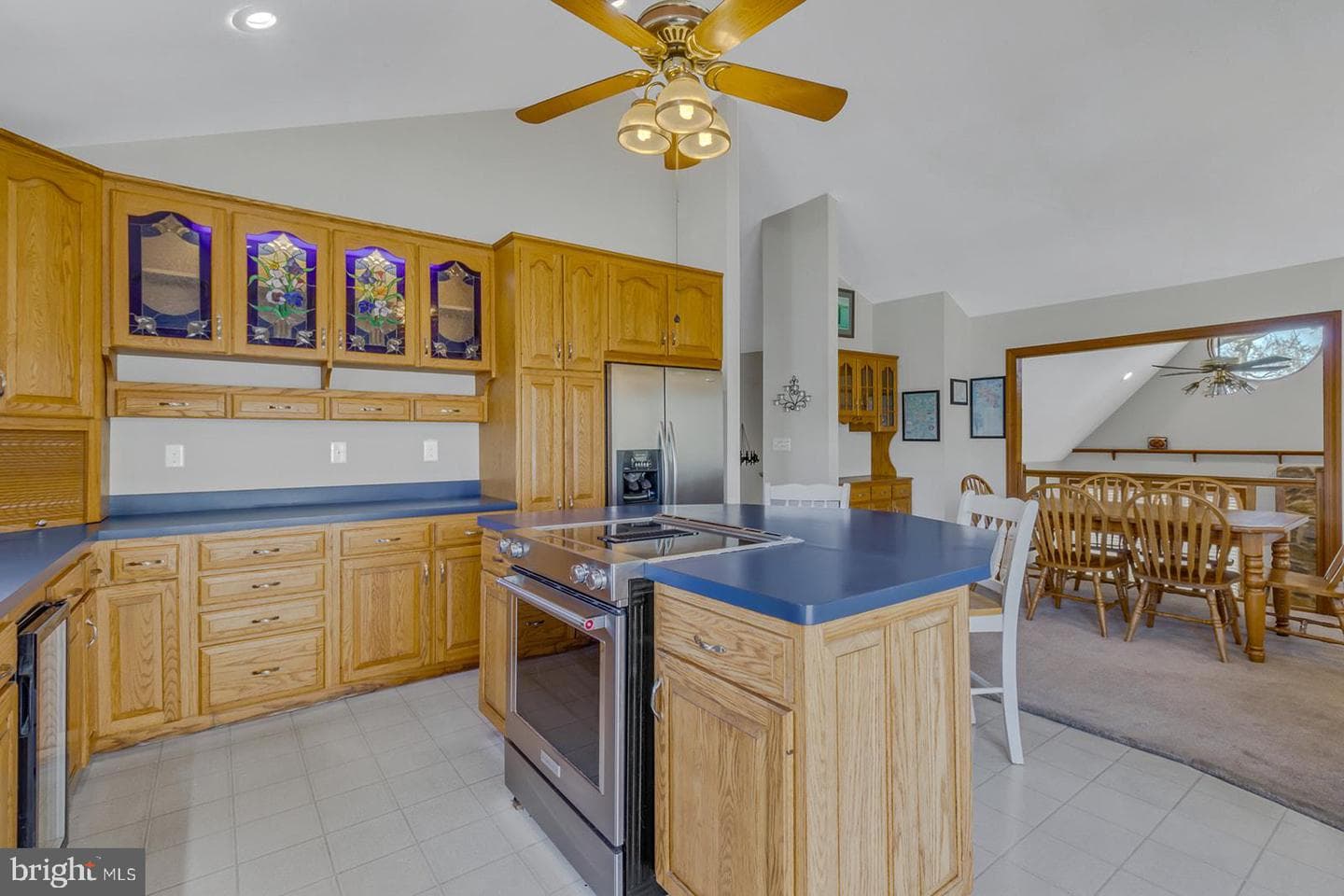 150 East Harbor Drive photo 18