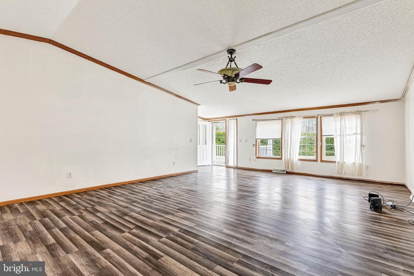 14 Knights Drive photo 31