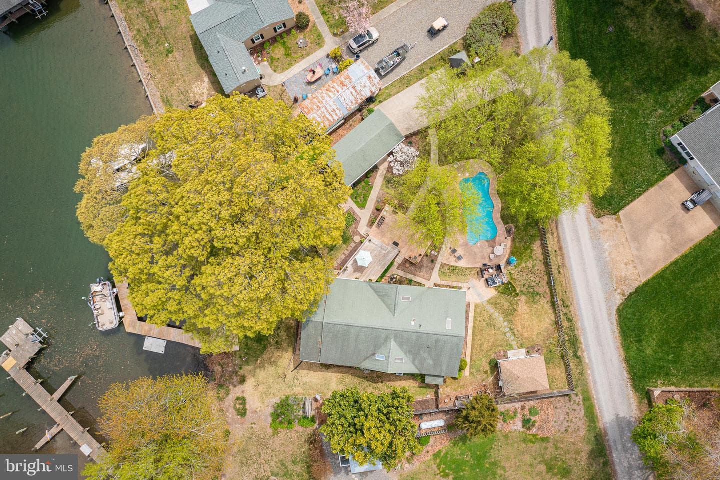 37 Hickory Lane photo 40