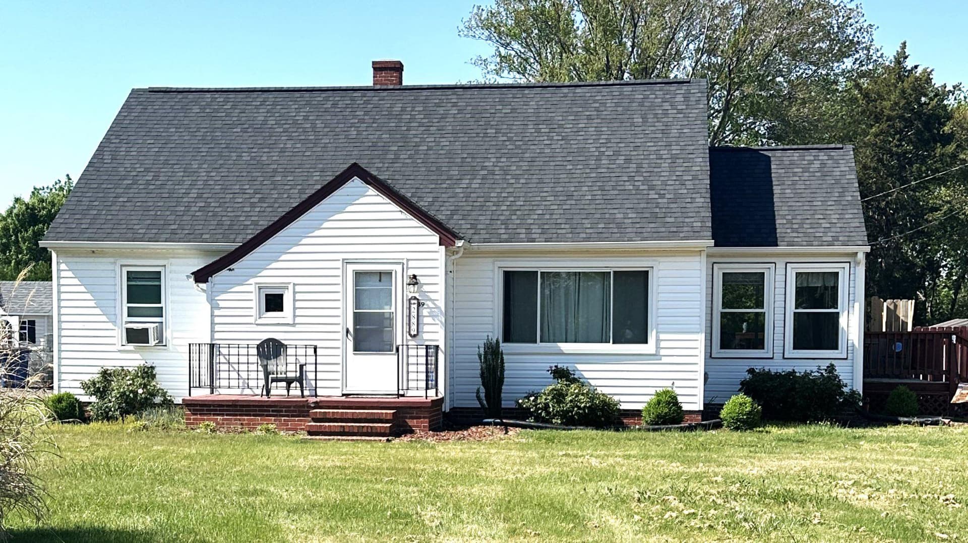 2889 Harryhogan Road photo 1