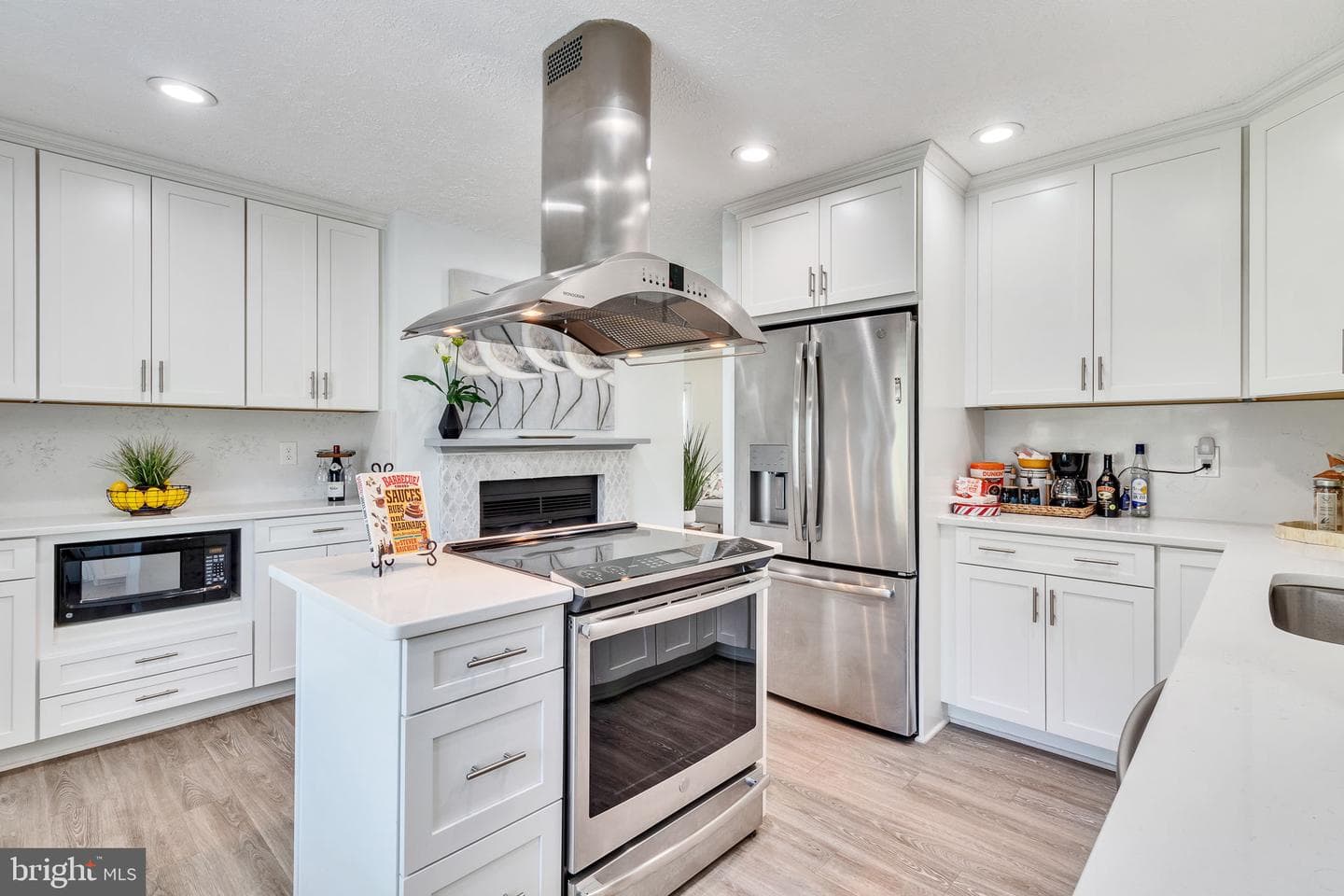 119 Ingram Bay Drive photo 4