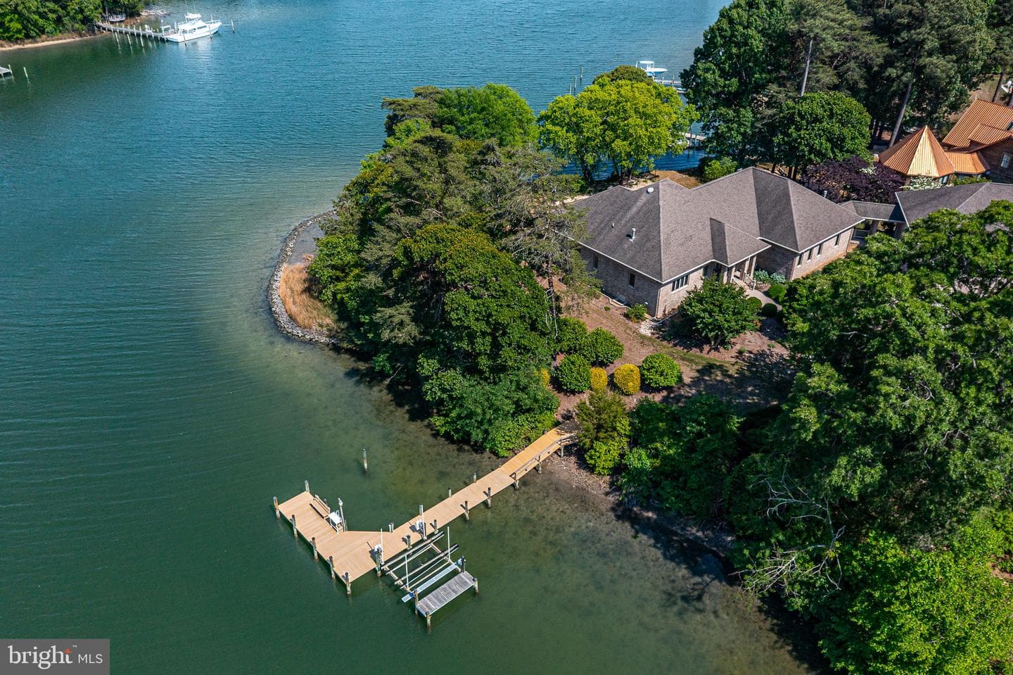 108 Hall Farm Dr photo 2
