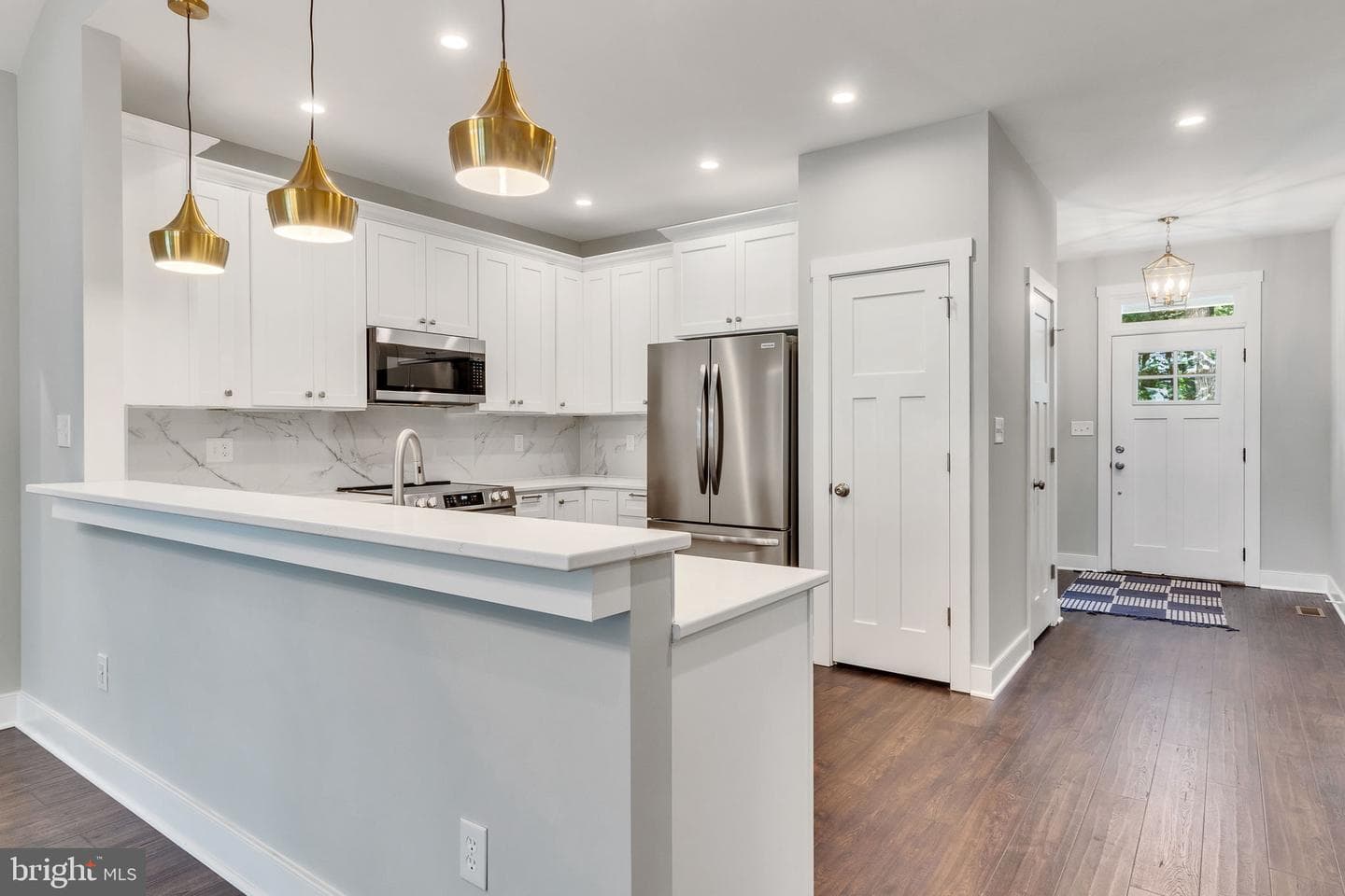 57 Watermans Way photo 4