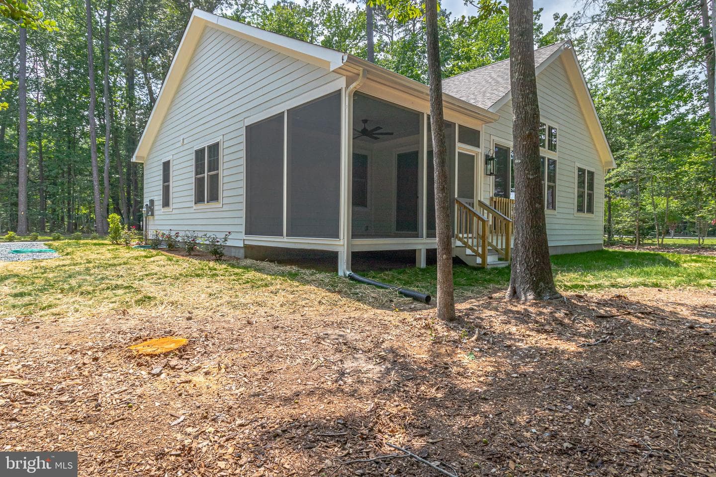 57 Watermans Way photo 40