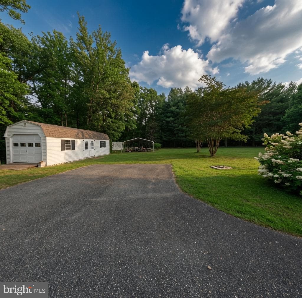 110 E Harbor Dr photo 27