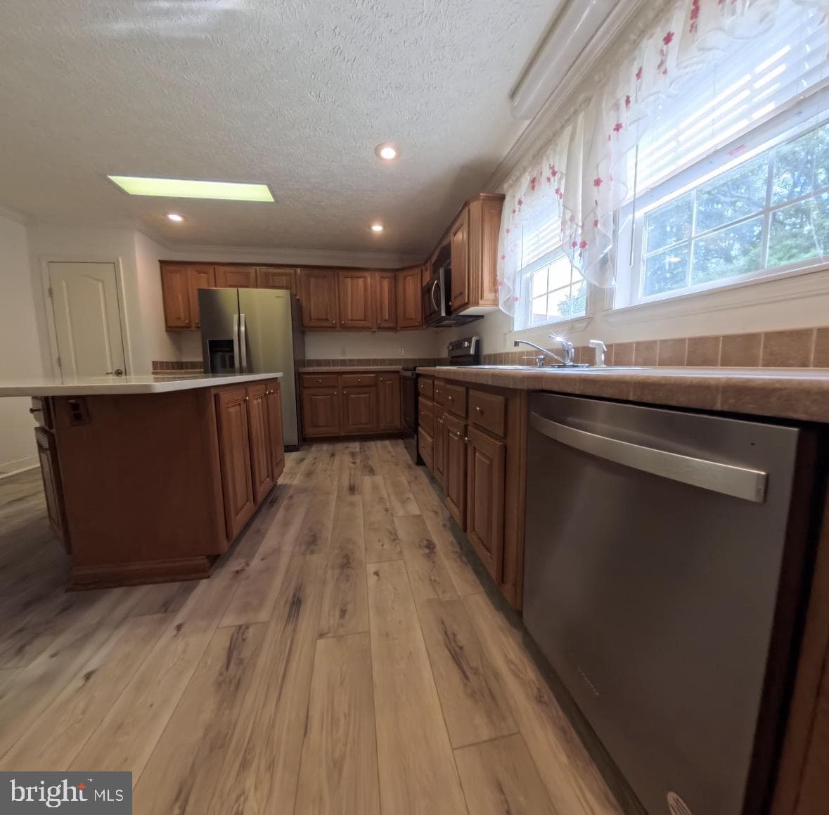 110 E Harbor Dr photo 6