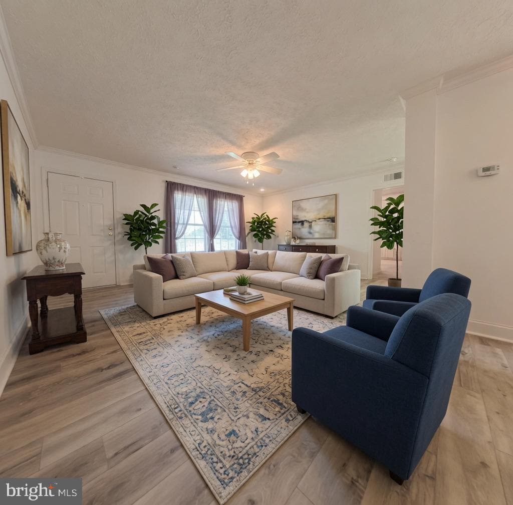 110 E Harbor Dr photo 8