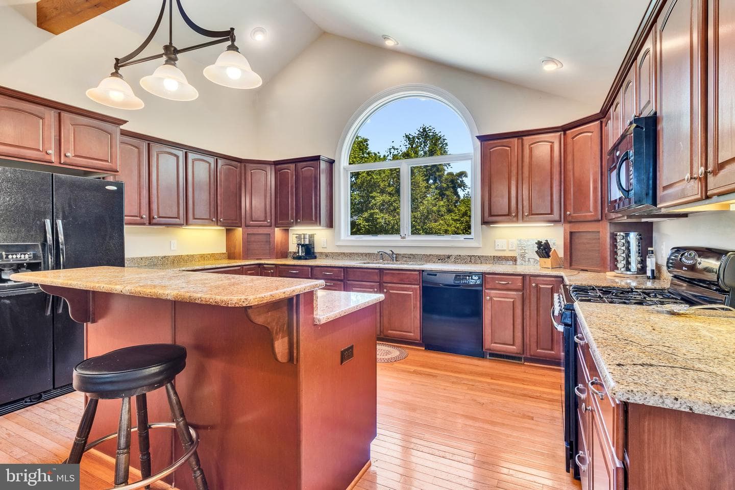 577 Melrose Road photo 11