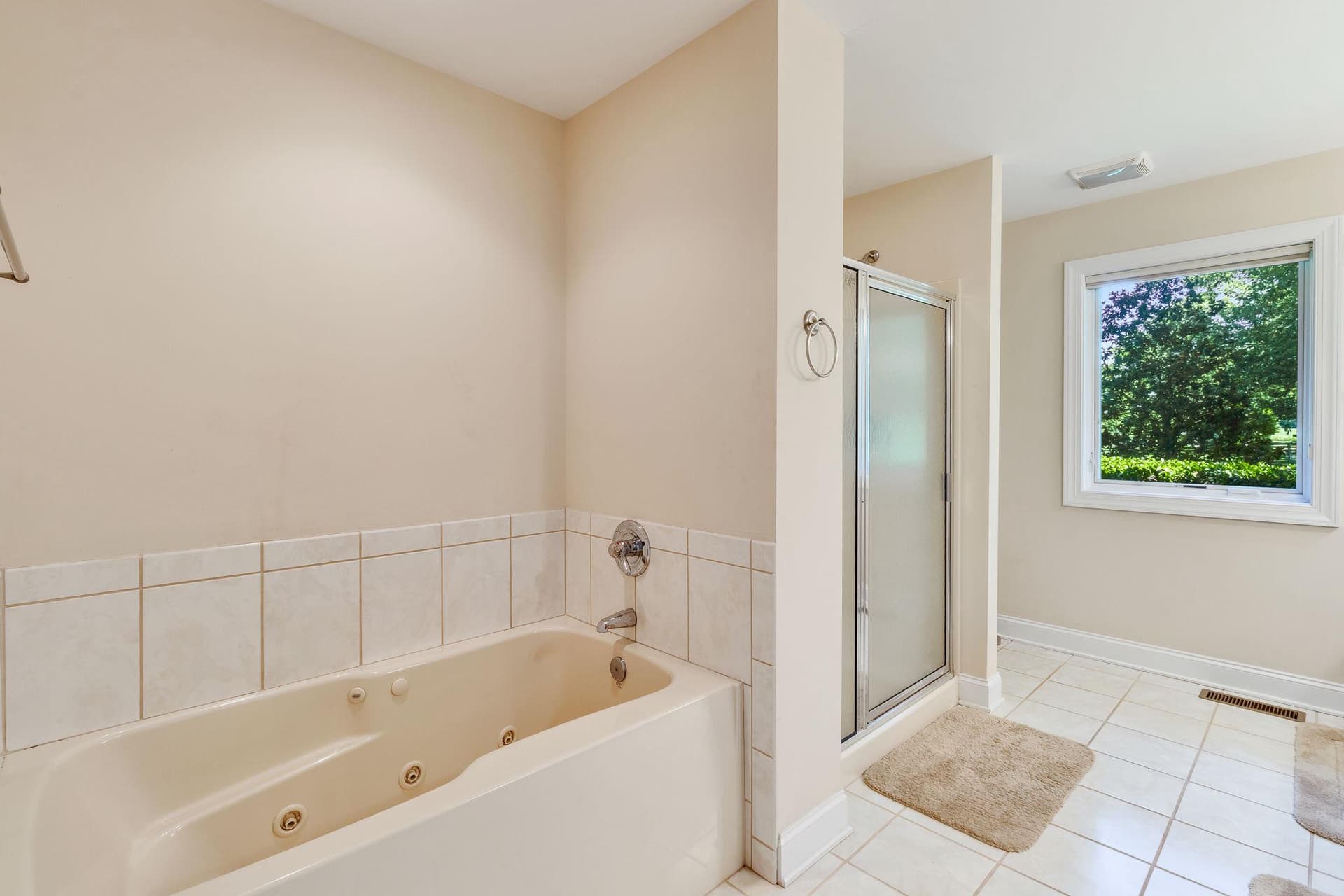 577 Melrose Road photo 25