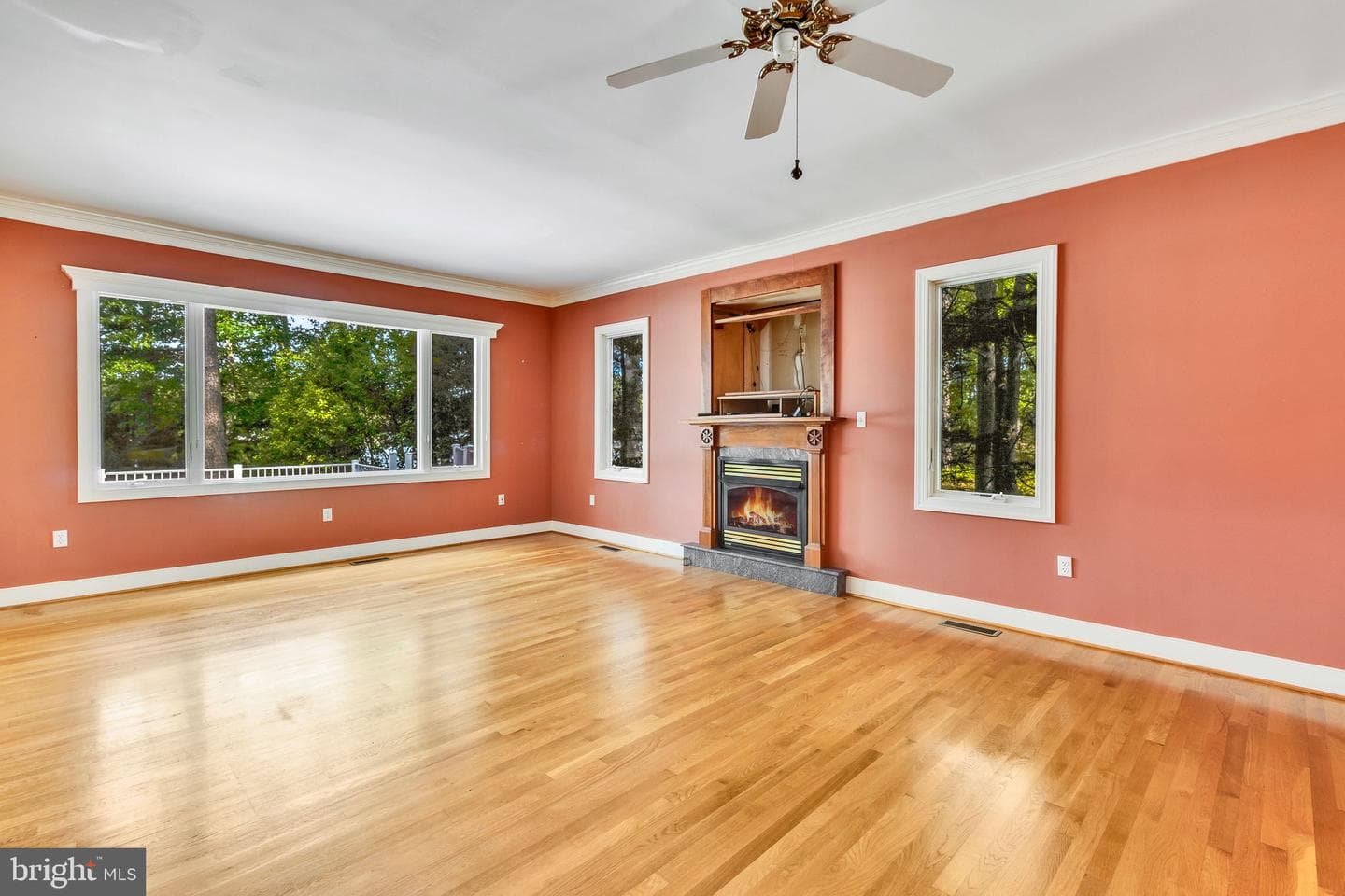 75 Lagrange Avenue photo 11