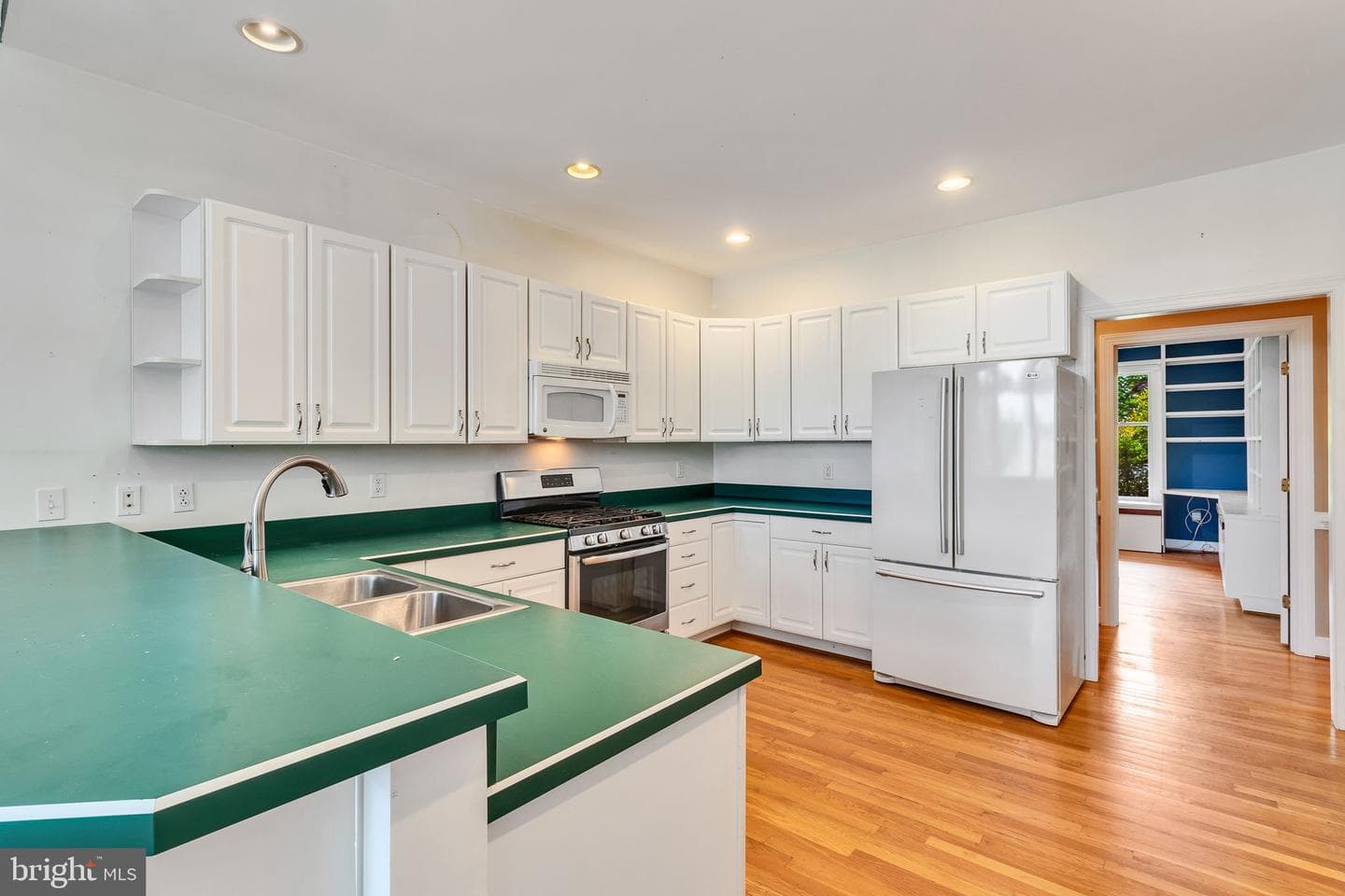 75 Lagrange Avenue photo 19