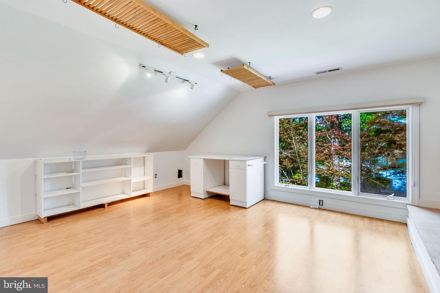75 Lagrange Avenue photo 41