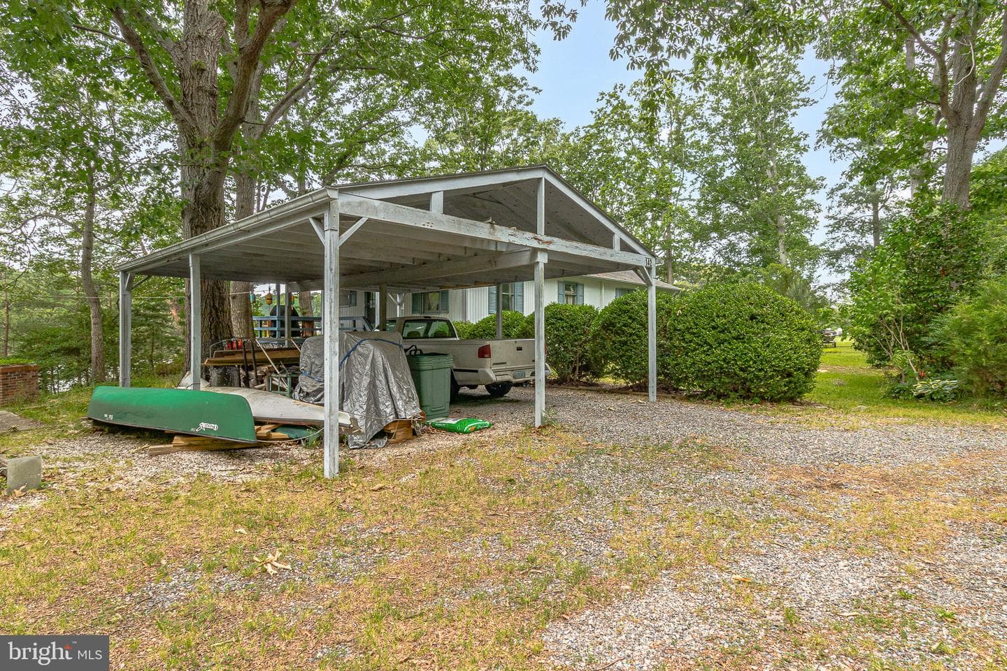 142 Bridge Lane photo 39