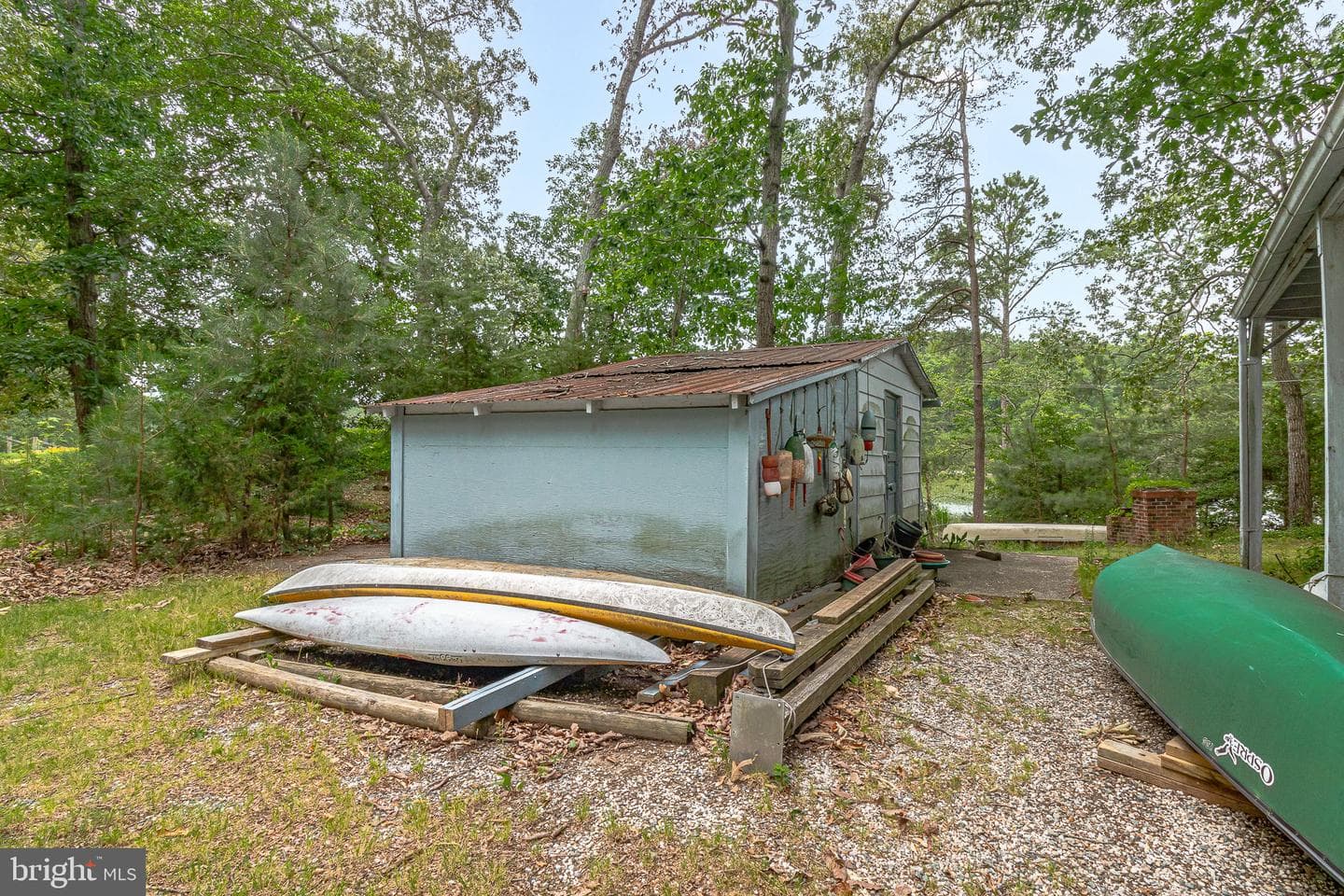 142 Bridge Lane photo 40