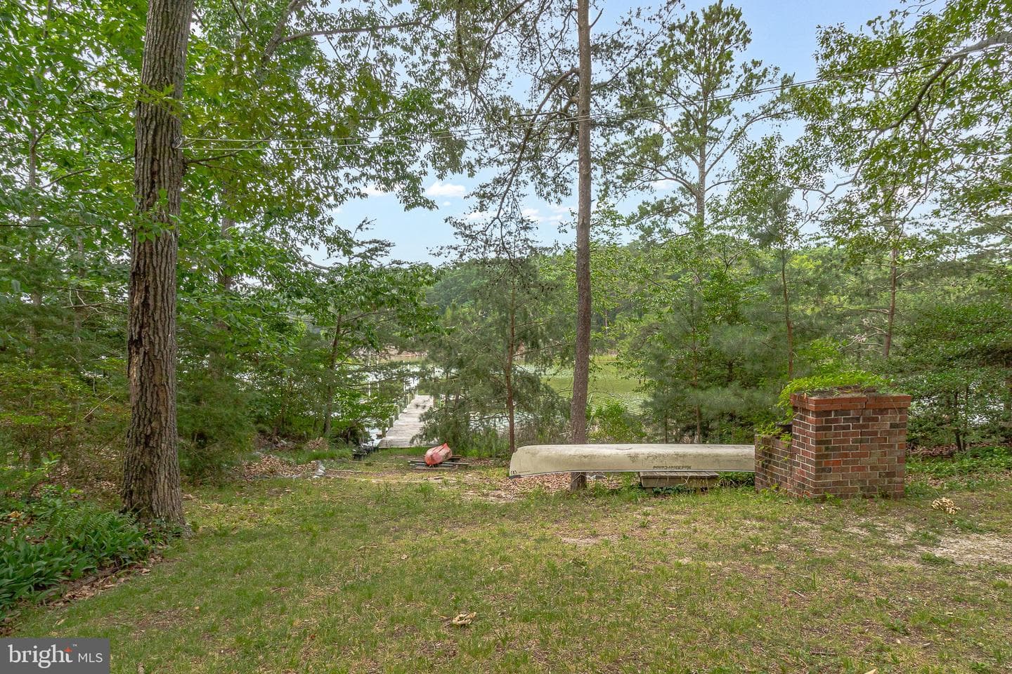 142 Bridge Lane photo 41