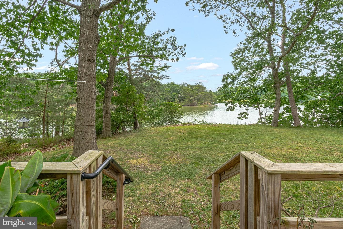 142 Bridge Lane photo 55