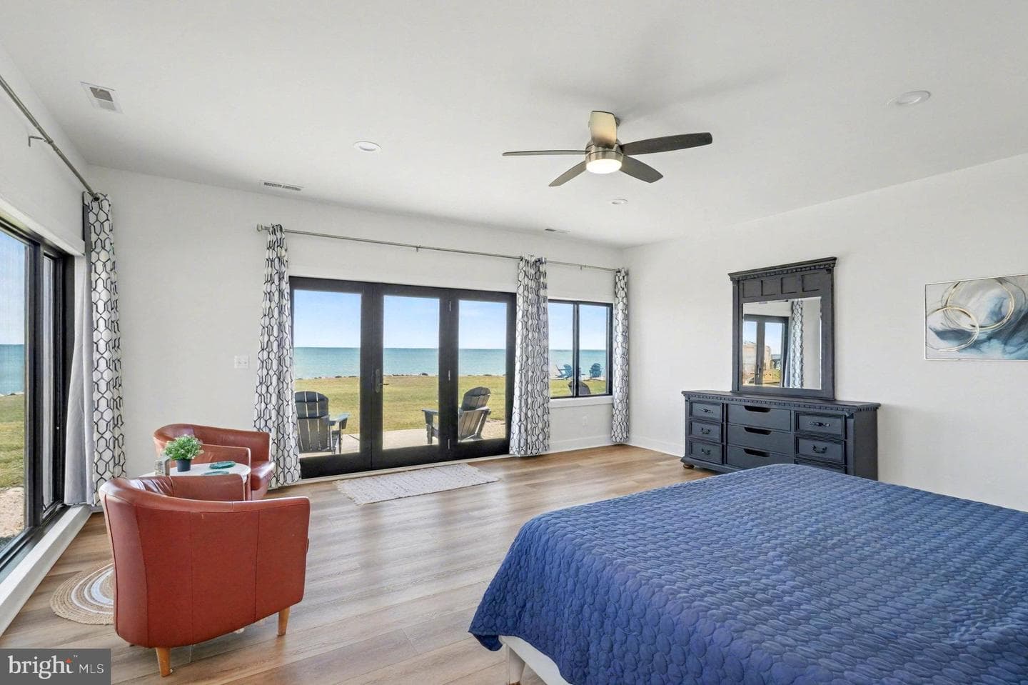 160 Shipwatch Lane photo 33