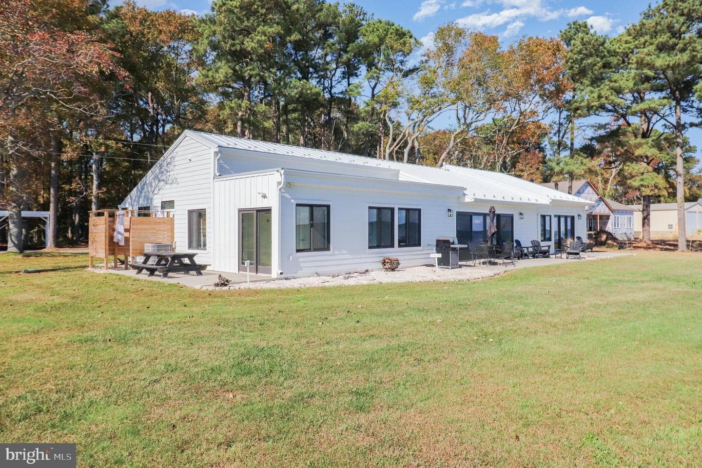 160 Shipwatch Lane photo 48